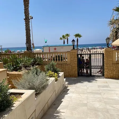 Apartment Luxury Seafront Penthouse